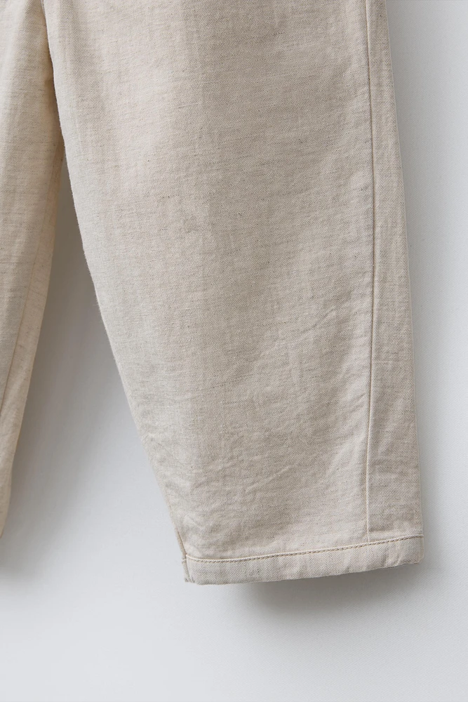 PANTALON BAGGY À BOUTONS EN LIN