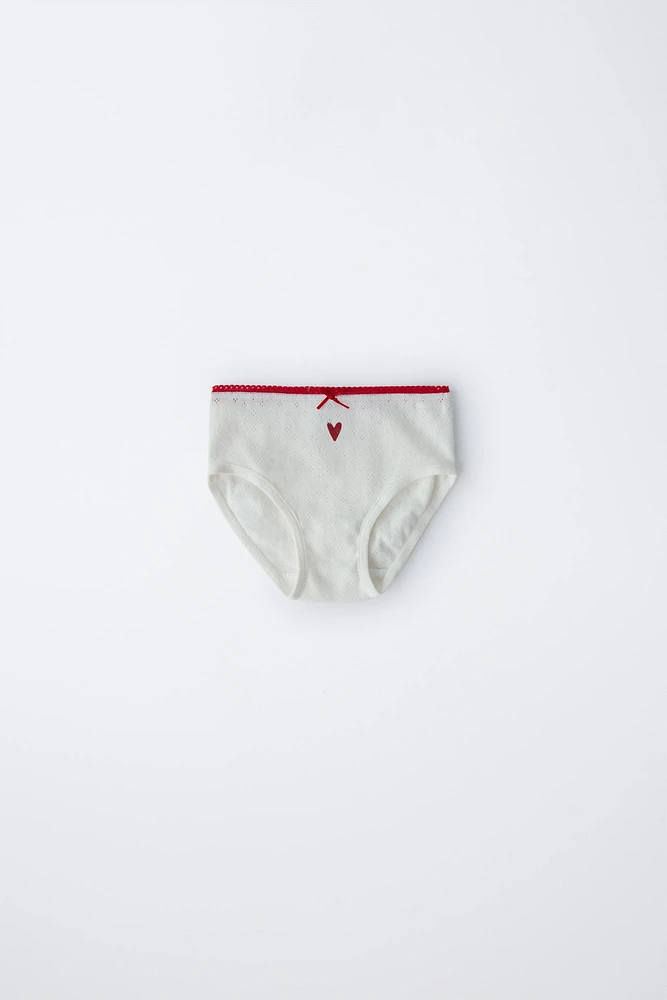 2-6 ANS/ LOT DE TROIS CULOTTES CŒURS