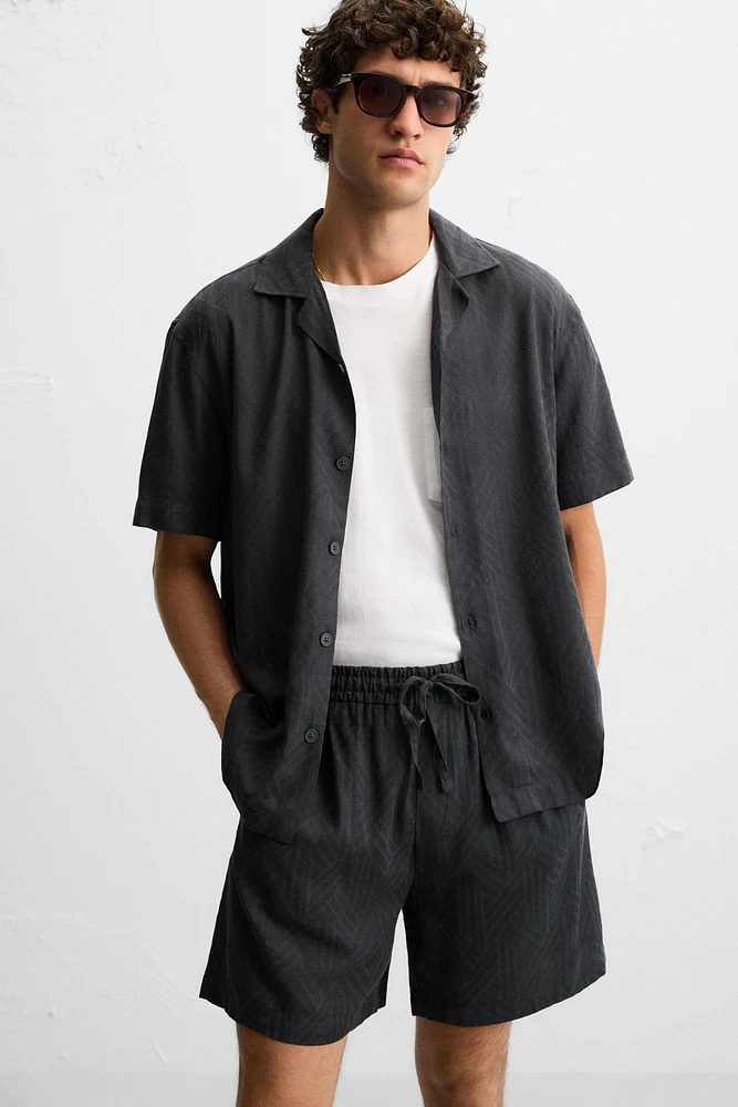 GEOMETRIC JACQUARD SHIRT