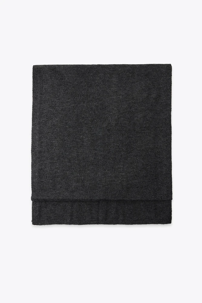 BASIC KNIT SCARF