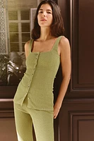TOP TEXTURÉ À BOUTONS
