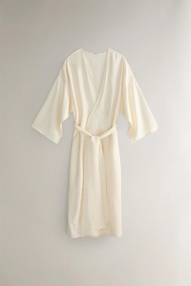 SOLID SATEEN ROBE