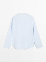 Long sleeve blouse with collar detail