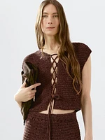 Veste sans manches lacée en crochet de coton mélangé