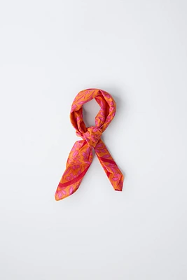 FLORAL PRINT BANDANA