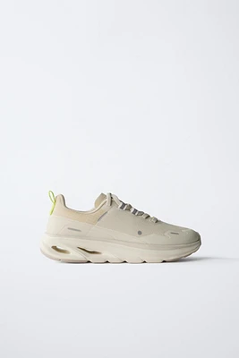 SNEAKERS WITH SOLE DETAIL