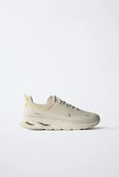 SNEAKERS WITH SOLE DETAIL