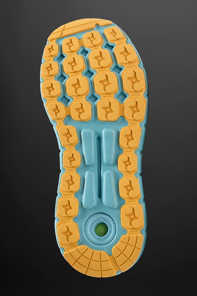 RUNNING SNEAKERS
