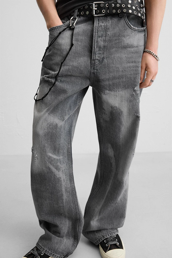 FLARED JEANS