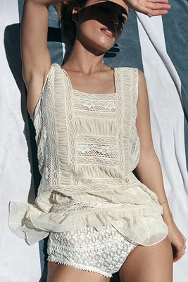 ROBE PLIS DENTELLE