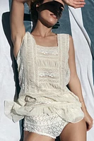 ROBE PLIS DENTELLE