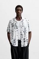 LEAF PRINT STRETCH SHIRT