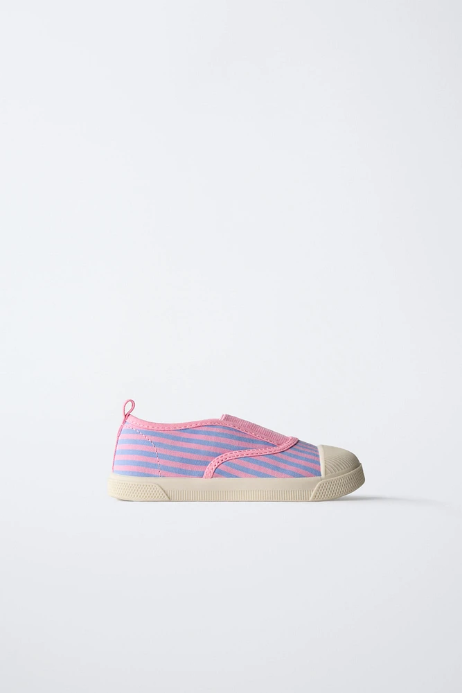 STRIPED SNEAKERS