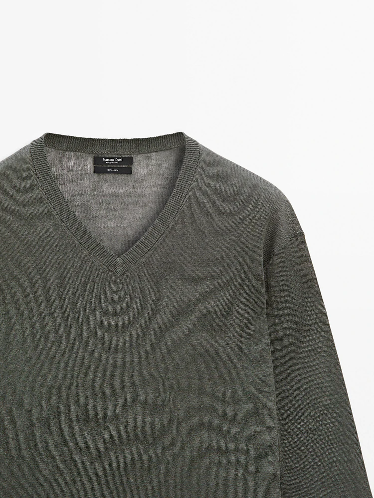 Linen V-neck knit sweater