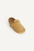 RAFFIA EFFECT CLOGS