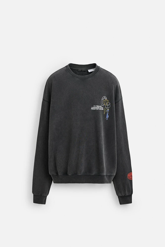 POST MALONE™ CREW NECK SWEATSHIRT