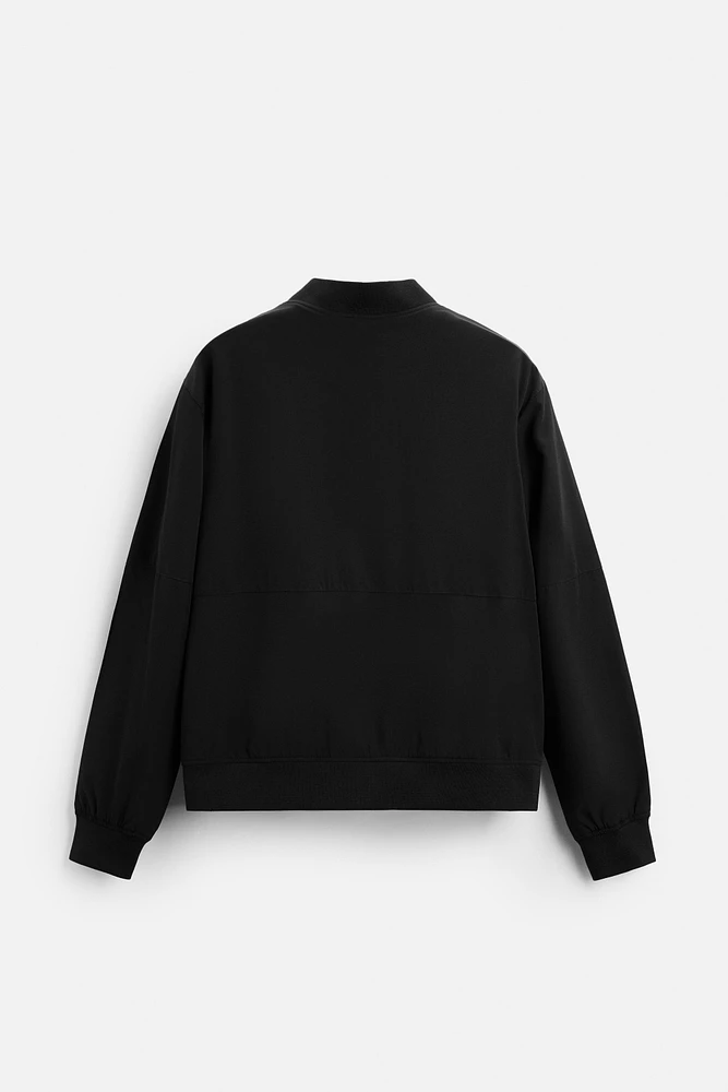 LIGHTWEIGHT BOMBER JACKET