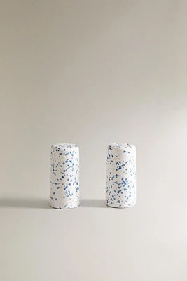 SPLATTERED STONEWARE SALT AND PEPPER SHAKER SET