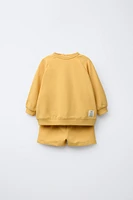 SWEATSHIRT AND BERMUDA SHORTS SET WITH LABEL
