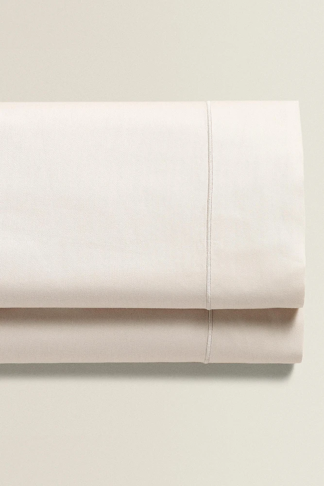 SATEEN FLAT SHEET WITH FESTOON DESIGN (300 THREAD COUNT)