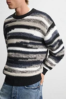 GEOMETRIC JACQUARD SWEATER