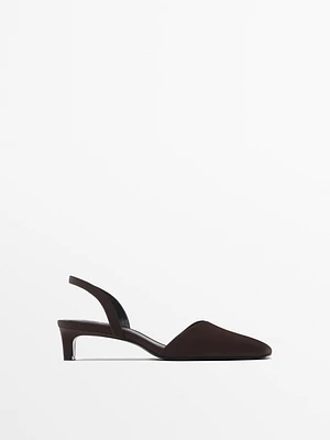 Heeled satin shoes