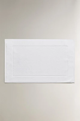 TAPIS DE BAIN TEXTURÉ RAYURES