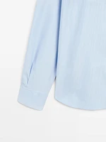 Chemise regular fit à rayures en coton mélangé