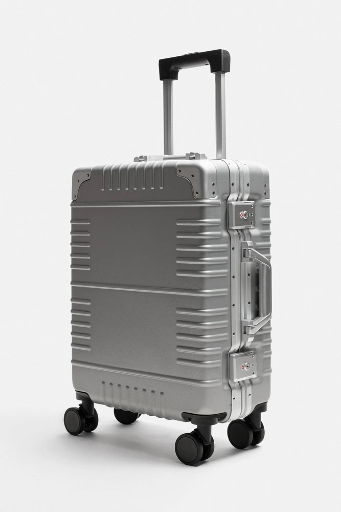VALISE DE VOYAGE