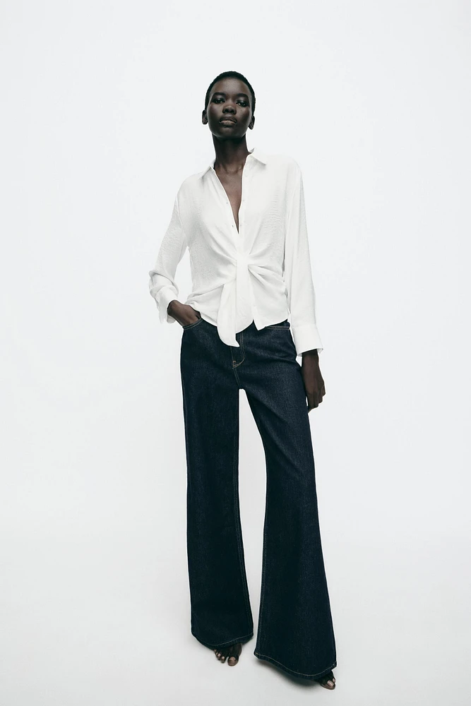 FLOWY KNOTTED SHIRT