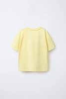 TEXT AND CROCHET FLOWER T-SHIRT