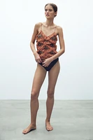 EMBROIDERED RUFFLED TOP