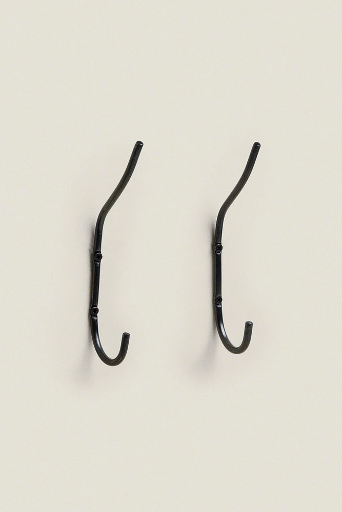 PACK OF LARGE DARK METAL HOOKS