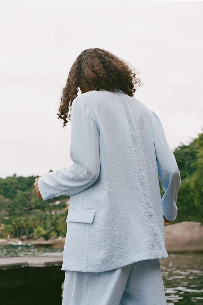 OPEN WRINKLE-EFFECT BLAZER
