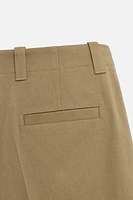 RELAXED FIT PLEATED SHORTS