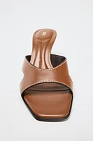 SANDALES À TALONS SURPIQÛRES