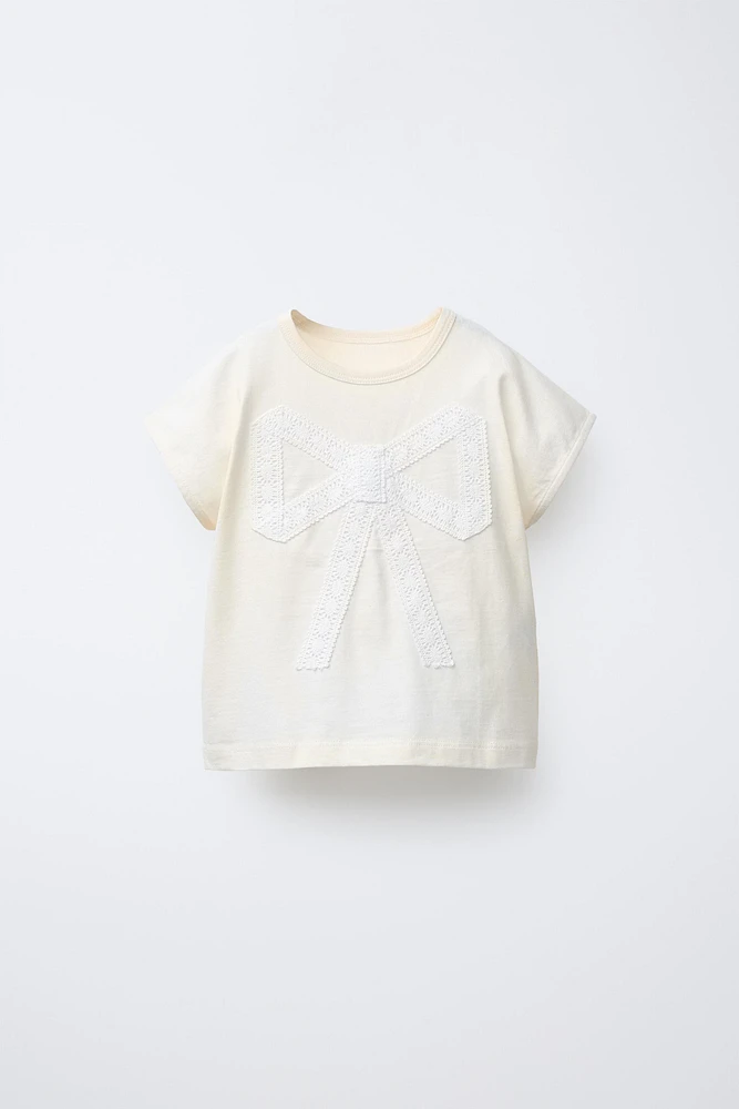 LACE BOW T-SHIRT