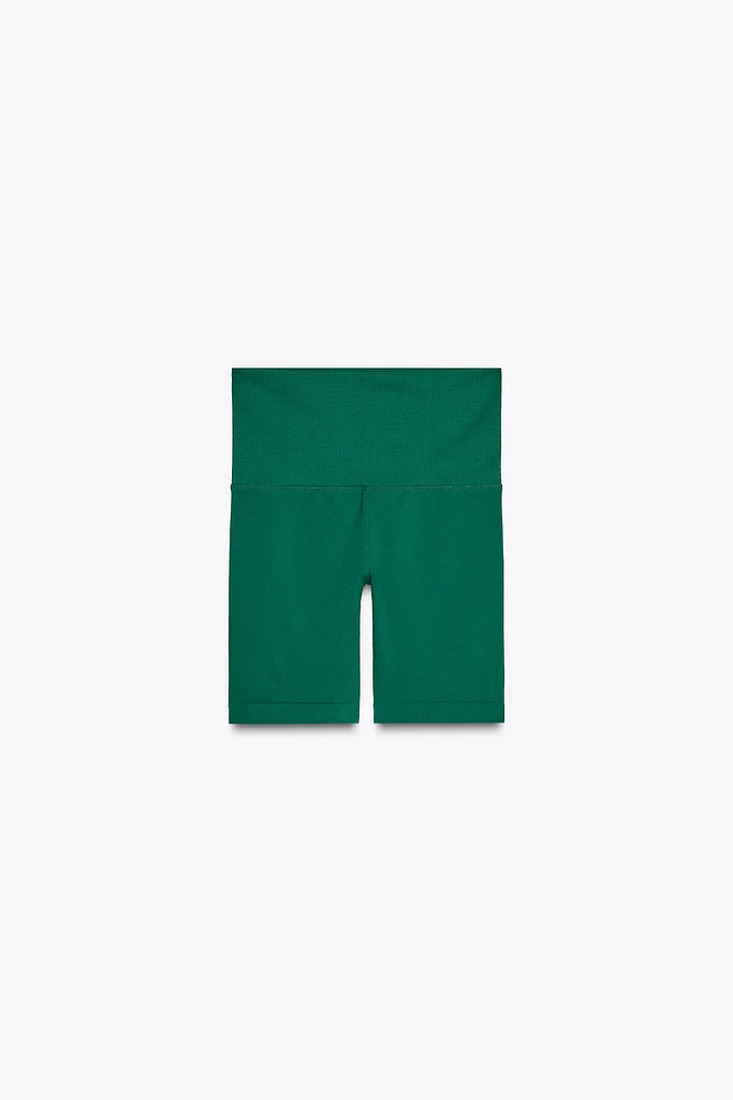 SEAMLESS BIKE SHORTS