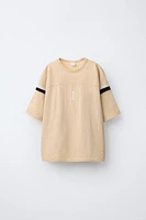 T-SHIRT STYLE UNIVERSITAIRE