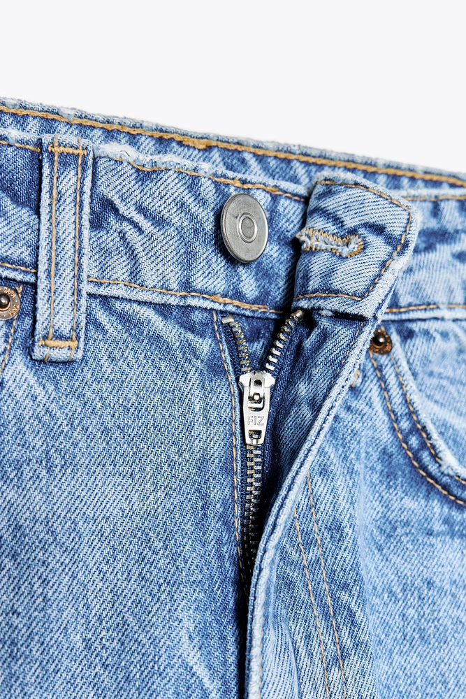 HIGH-WAISTED TRF MOM FIT JEANS