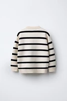 SOFT KNIT SWEATER