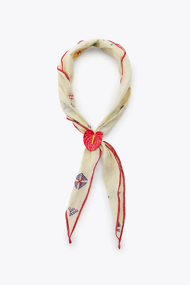 BANDANA BRODERIES FLEUR MÉTALLIQUE