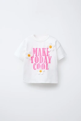 T-SHIRT À INSCRIPTION ET DÉCOR FLEURS