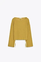 TEXTURED TIE TOP