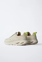 SNEAKERS WITH SOLE DETAIL