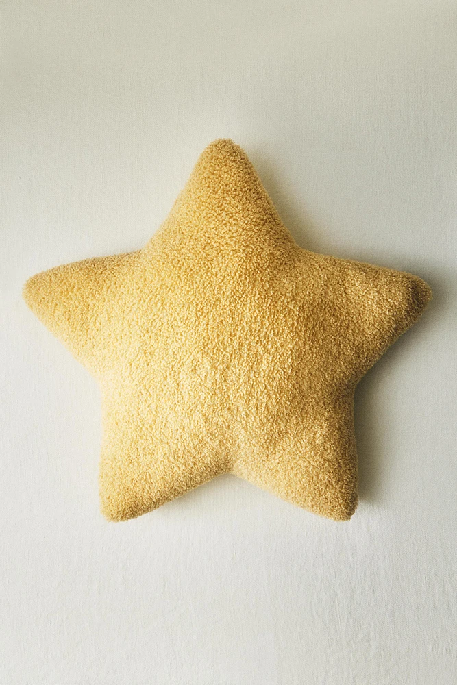 CHILDREN’S LARGE FAUX SHEARLING STAR THROW PILLOW