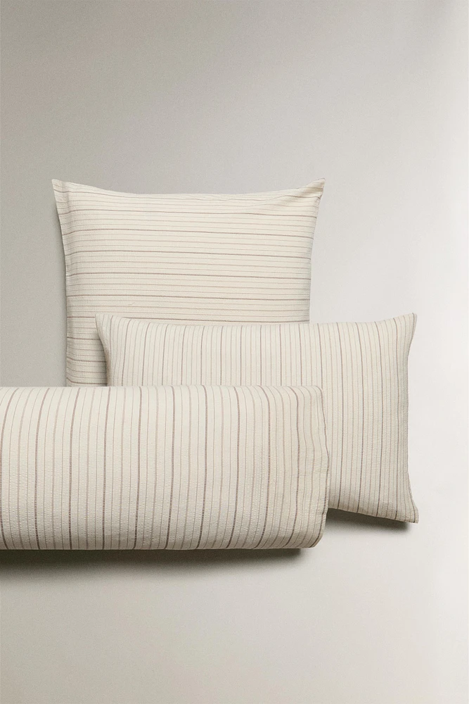 STRIPED SEERSUCKER PILLOWCASE