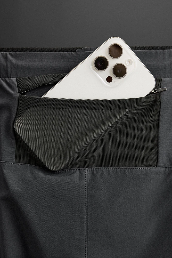 LIGHTWEIGHT TECHNICAL PANTS