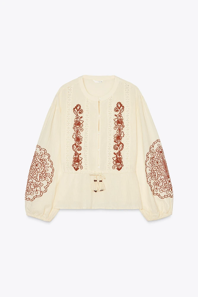EMBROIDERED DRAWSTRING BLOUSE
