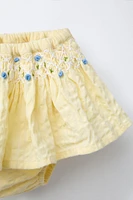 EMBROIDERED RUFFLE BOTTOMS